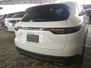 Porsche Cayenne 2019 White
