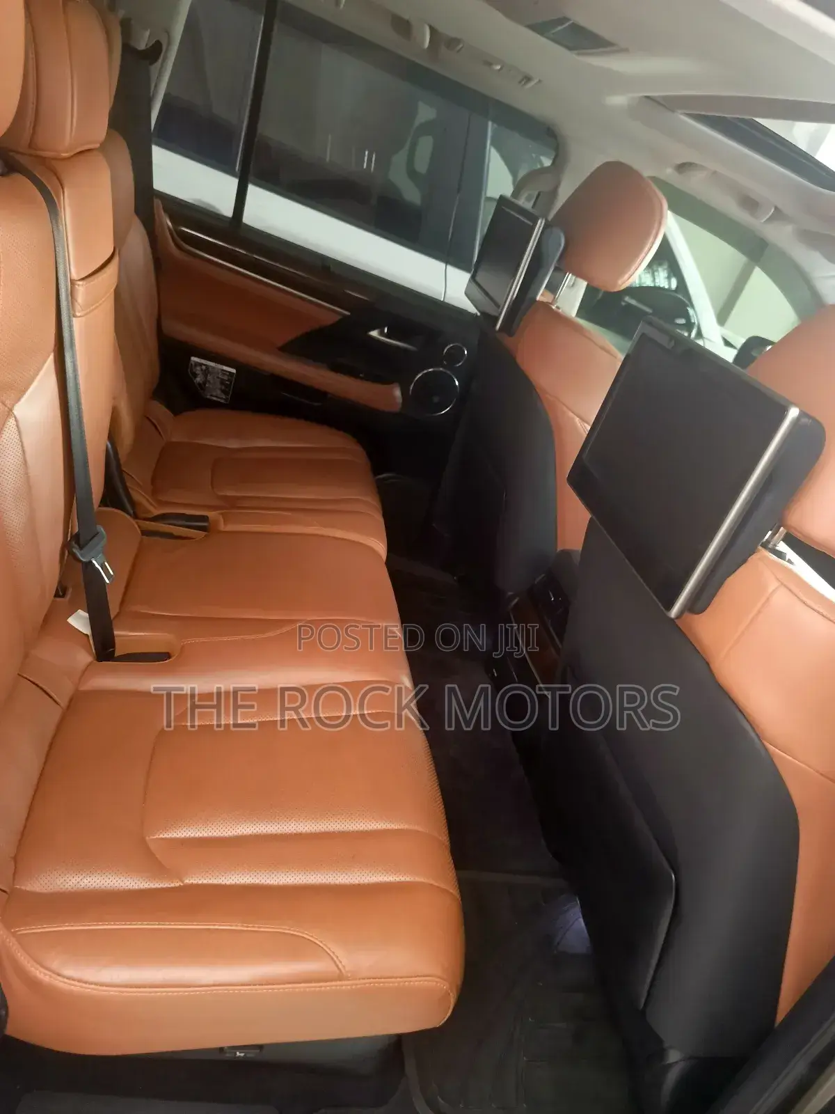 Lexus LX 2016 Beige