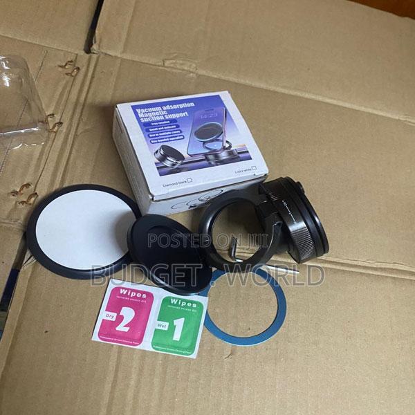 Cct28 Universal Car Suction Mount Phone Holder - main view