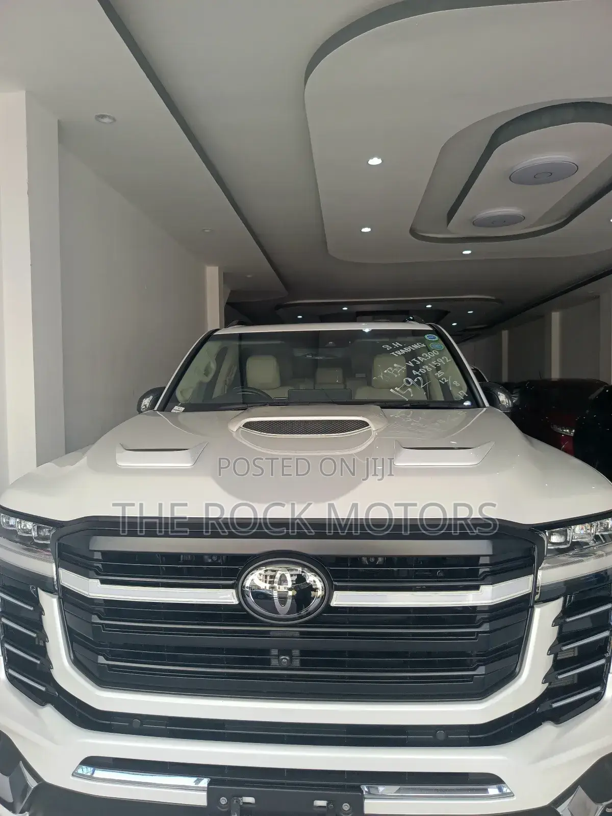Toyota Land Cruiser 2024 White