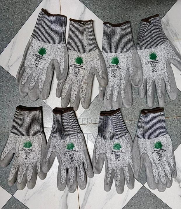 Anti- Cut Gloves - thumbnail 2