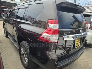 Toyota Land Cruiser Prado 2016 Brown