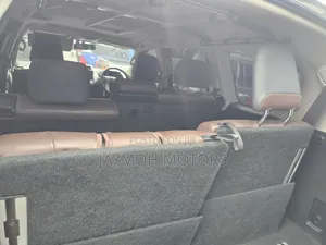 Toyota Land Cruiser Prado 2016 Brown