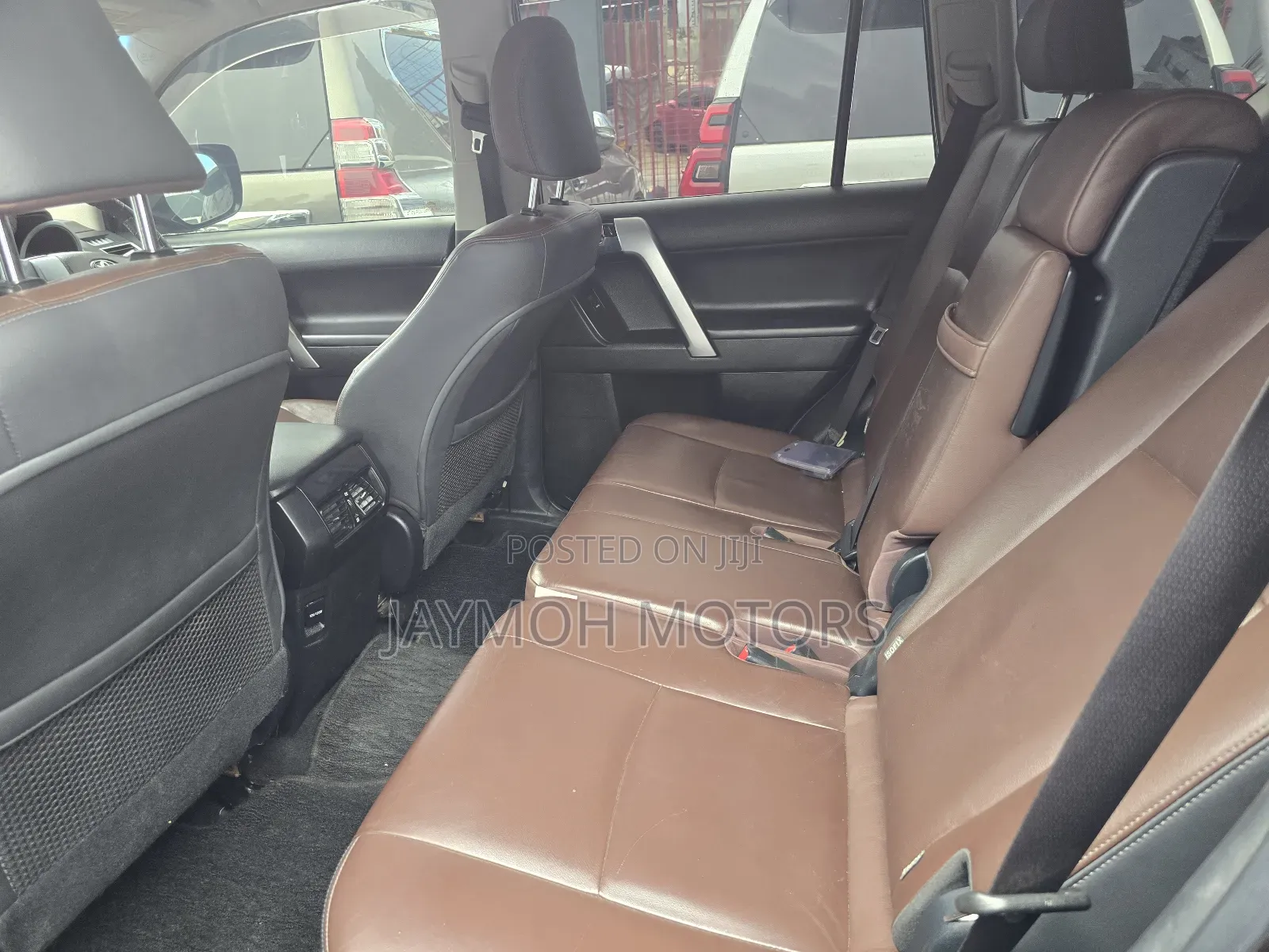 Toyota Land Cruiser Prado 2016 Brown
