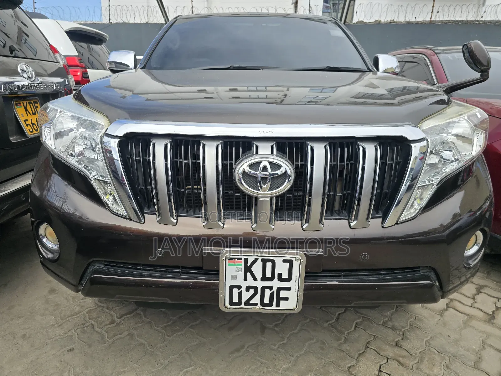 Toyota Land Cruiser Prado 2016 Brown