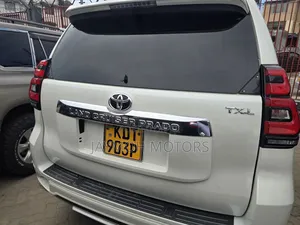 Toyota Land Cruiser Prado 2017 Pearl