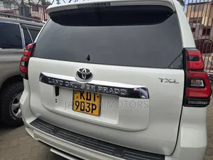 Toyota Land Cruiser Prado 2017 Pearl