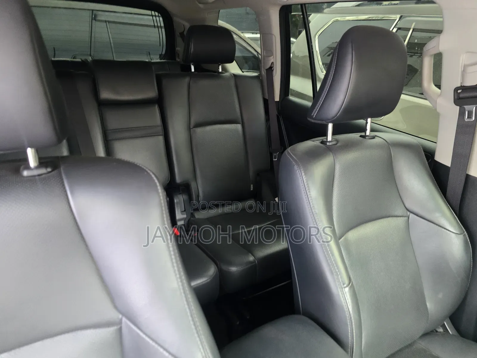 Toyota Land Cruiser Prado 2017 Pearl