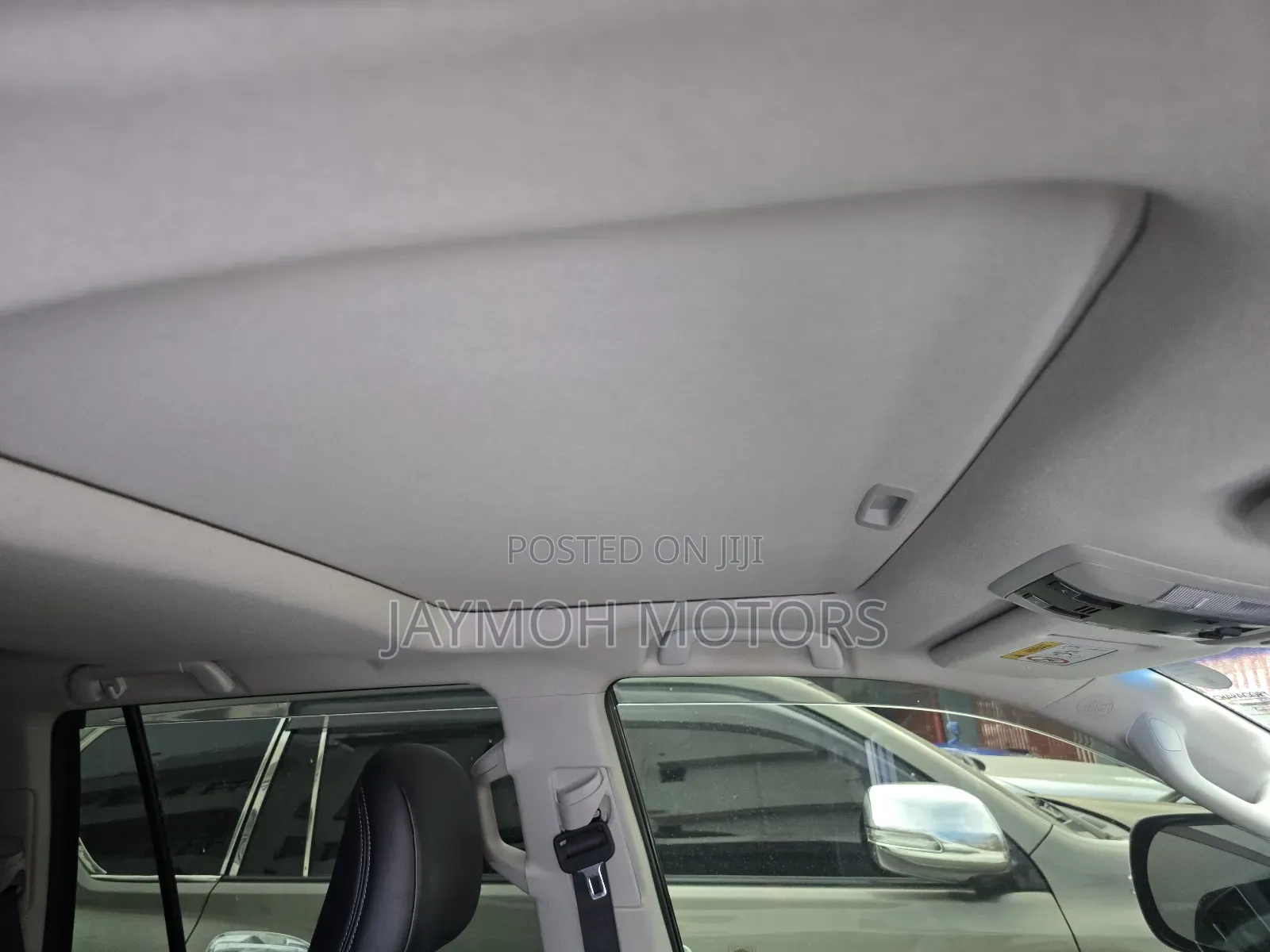 Toyota Land Cruiser Prado 2017 Pearl