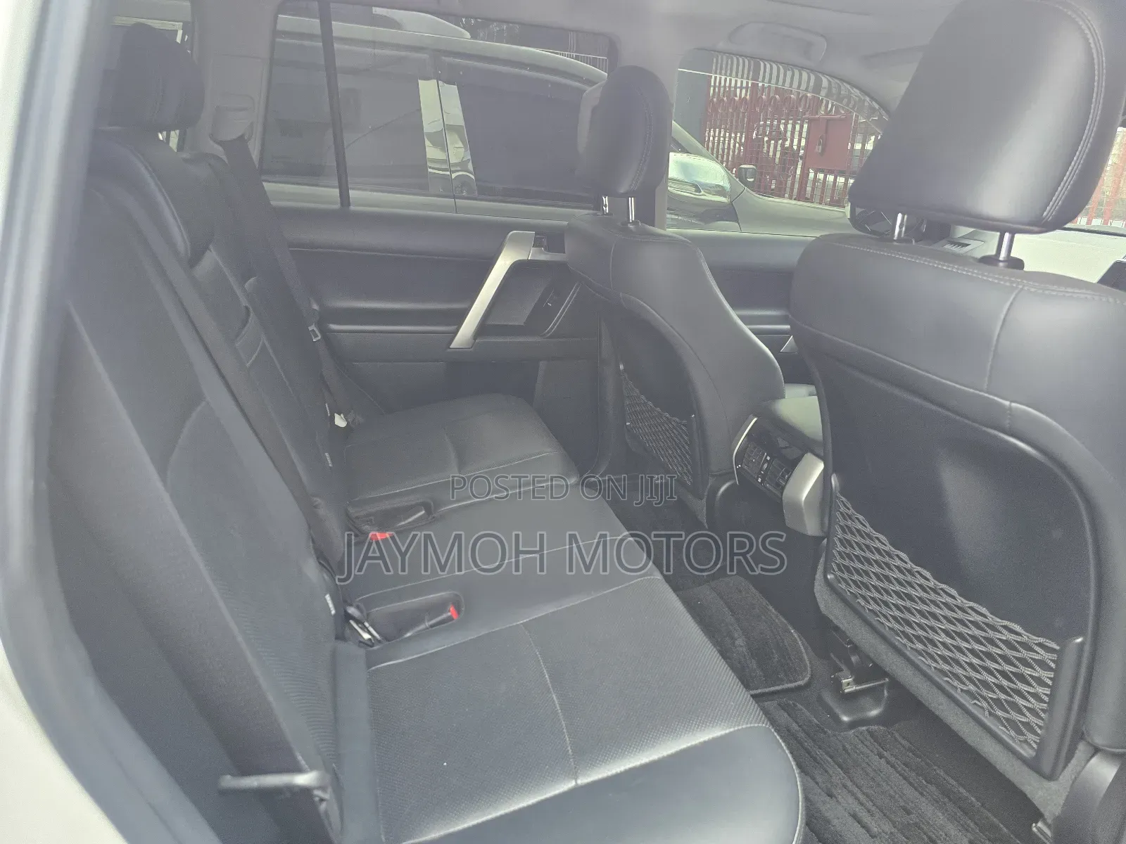 Toyota Land Cruiser Prado 2017 Pearl
