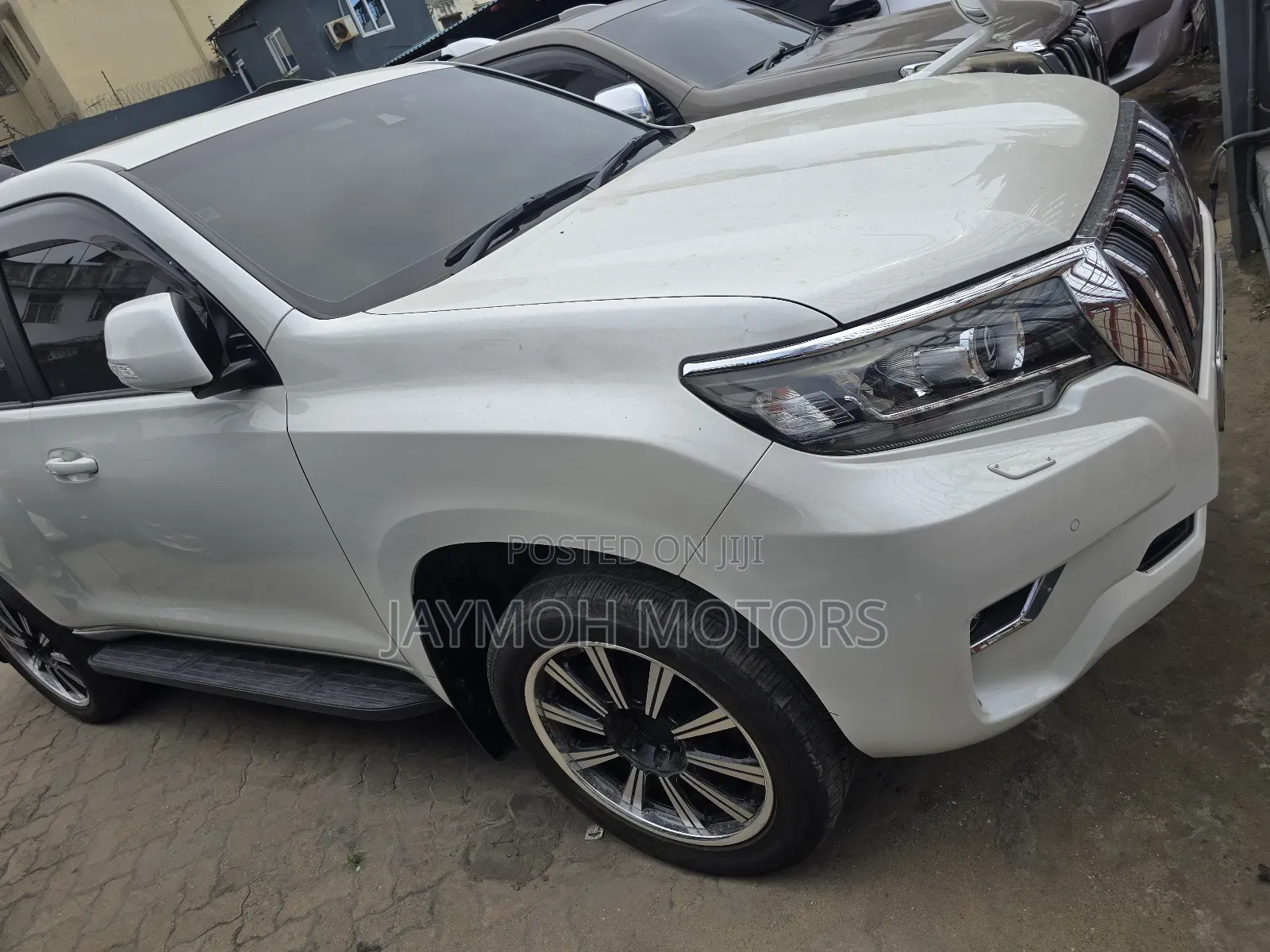 Toyota Land Cruiser Prado 2017 Pearl
