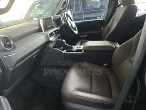 Toyota Land Cruiser Prado 2024 Black