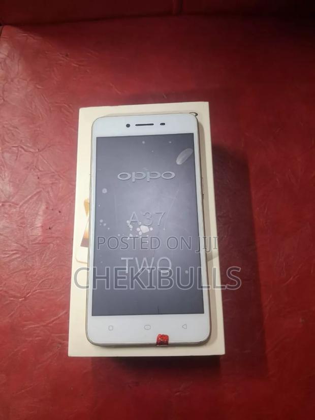 Oppo A37 16 GB Gold - thumbnail 4