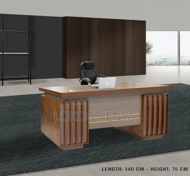 Office Desk; Modern 1.4 M Brown Imported Office Executive Desk - thumbnail 10