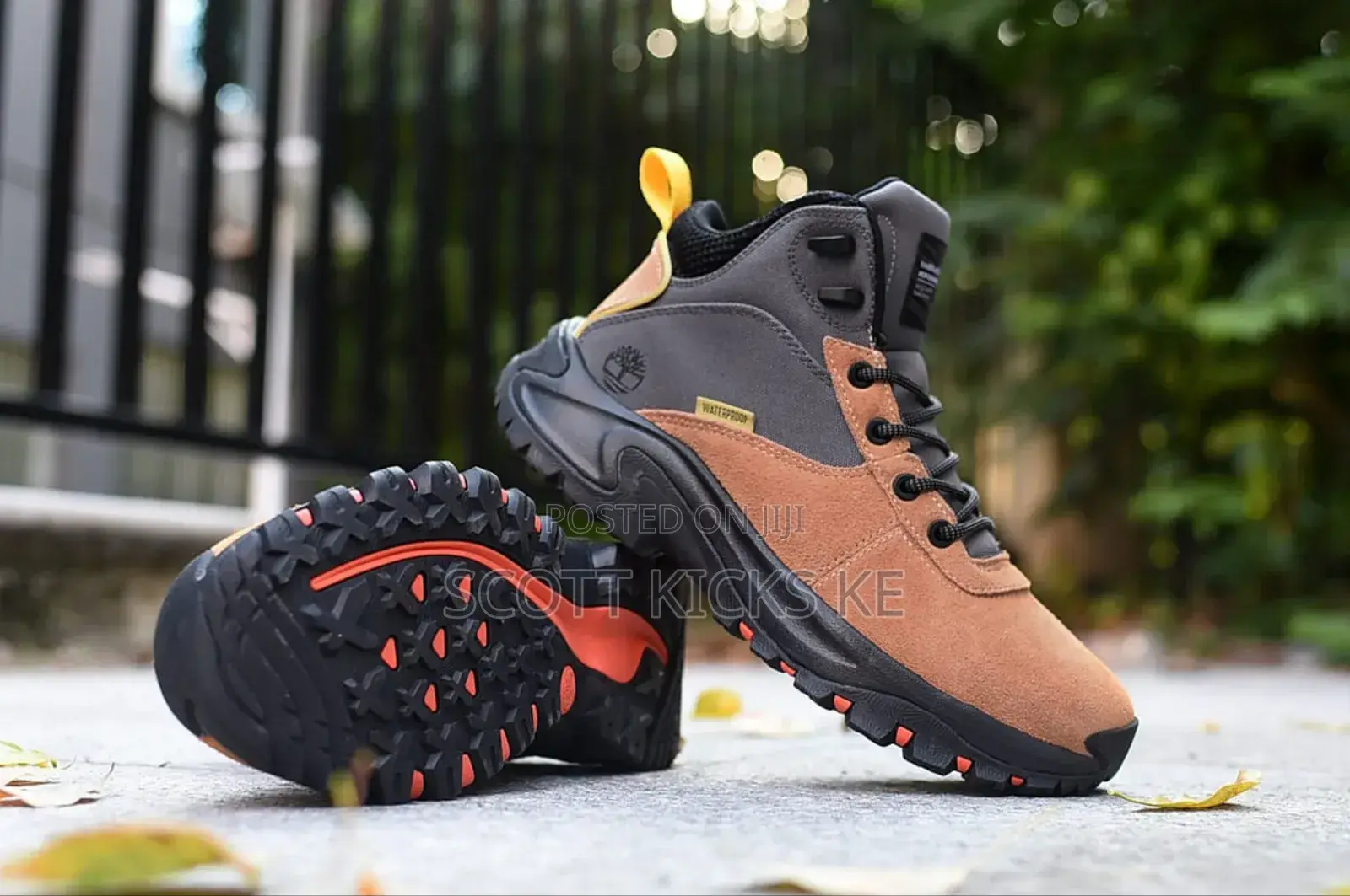 Timberland Men's Mt. Maddsen Peak Mid Waterproof Hiking Boots