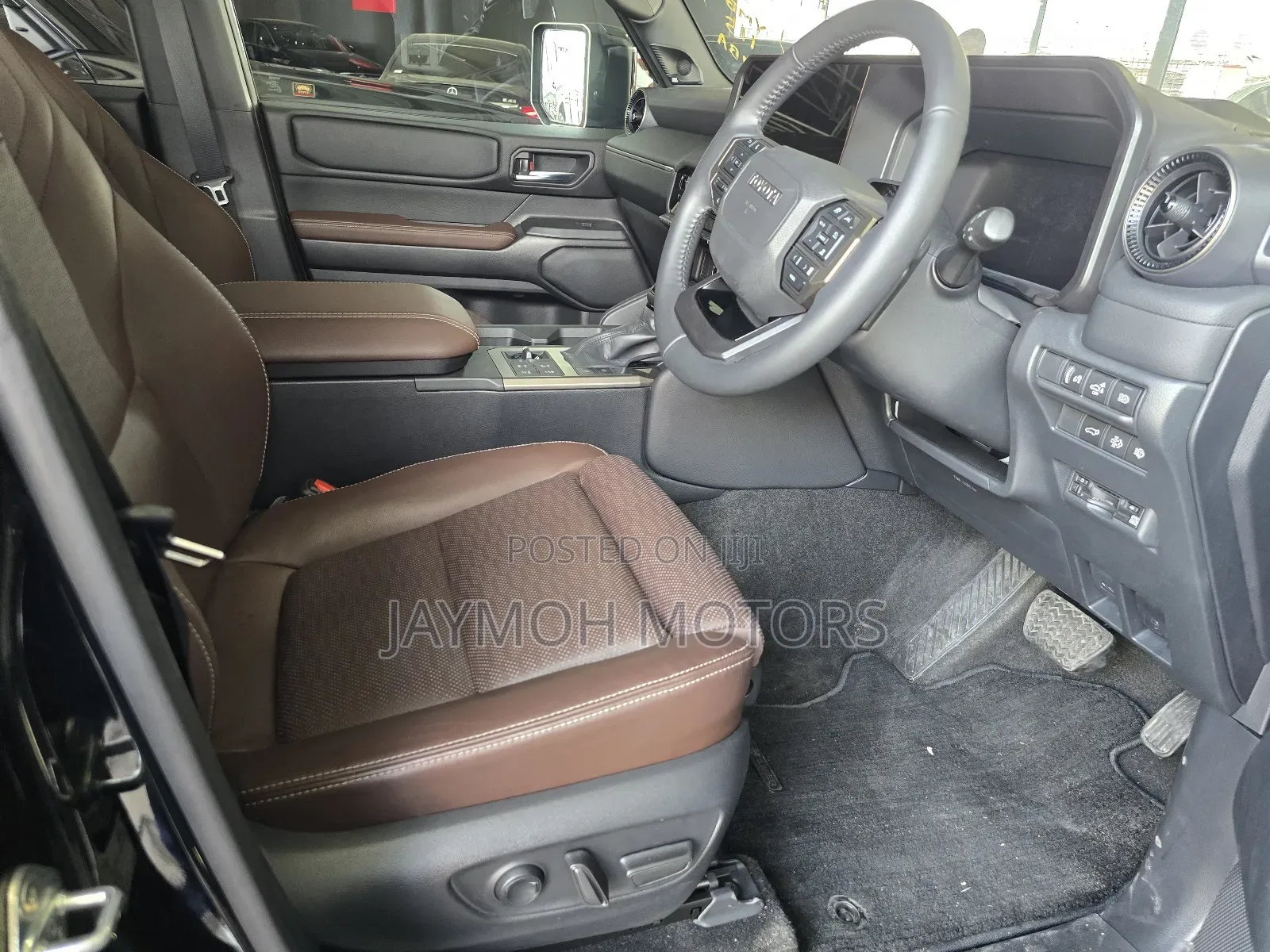 Toyota Land Cruiser Prado 2024 Black