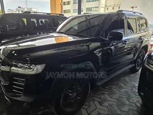 Toyota Land Cruiser 2023 Black