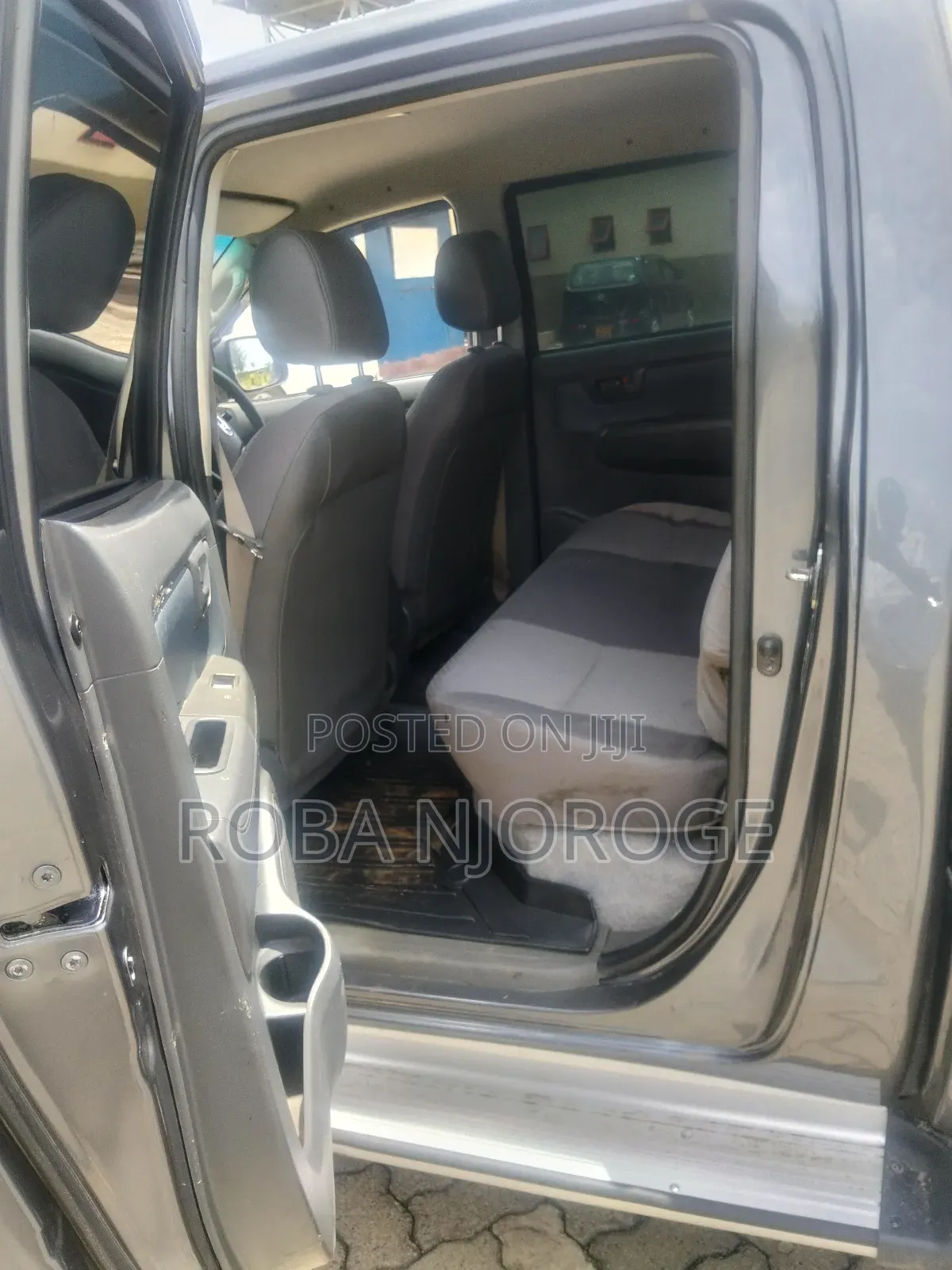 Toyota Hilux 2.5 D-4D SRX 2011 Black