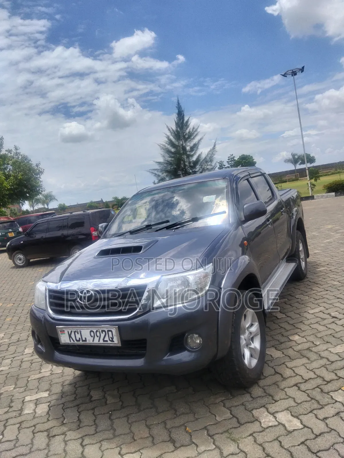 Toyota Hilux 2.5 D-4D SRX 2011 Black