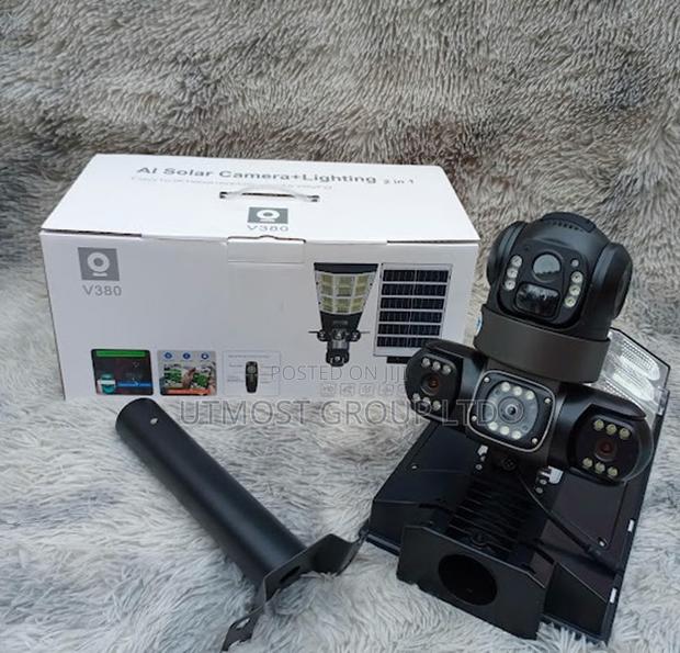 V380 Smart 4g Solar Camera With Night Floodlight
