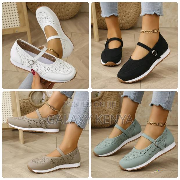 Breathable Ladies Shoe - main view