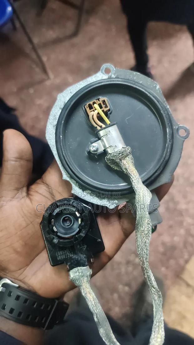 Suzuki Swift Headlight Computer (Xenon Computer) - thumbnail 3