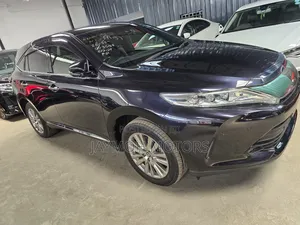 Toyota Harrier 2018 Blue