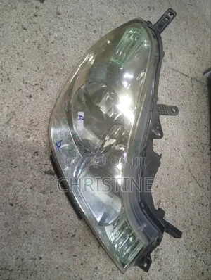 Nissan Wingroad RHS Headlight