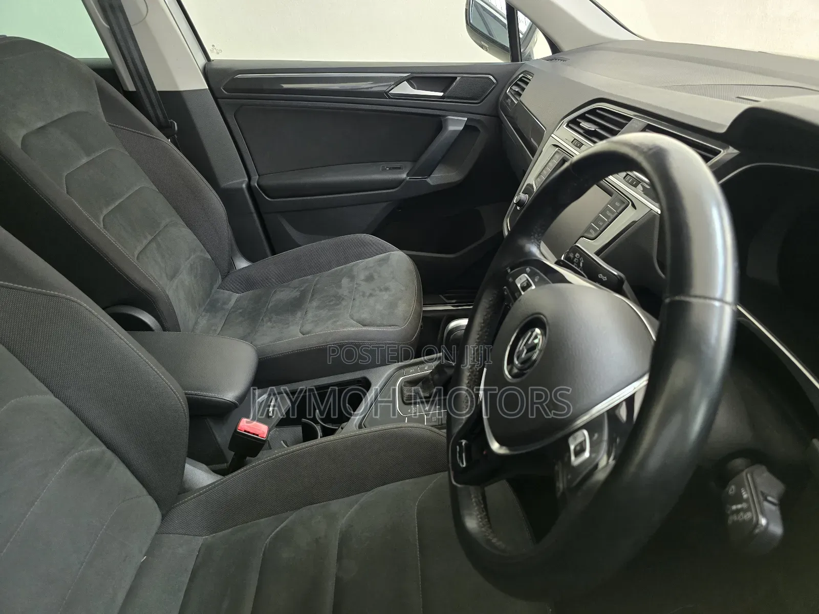 Volkswagen Tiguan 2019 Silver