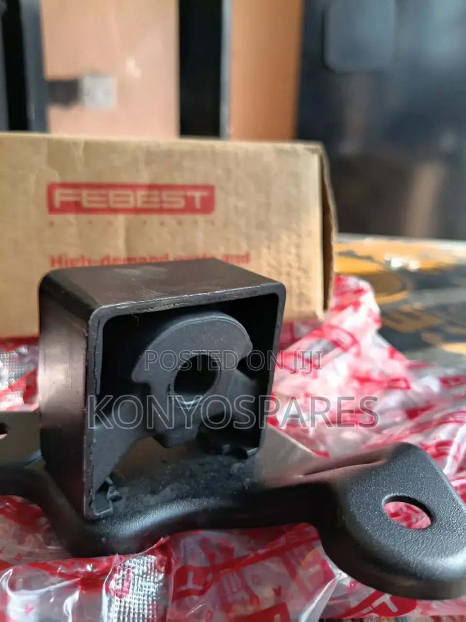 Exhaust Pipe Mounting Bracket T30