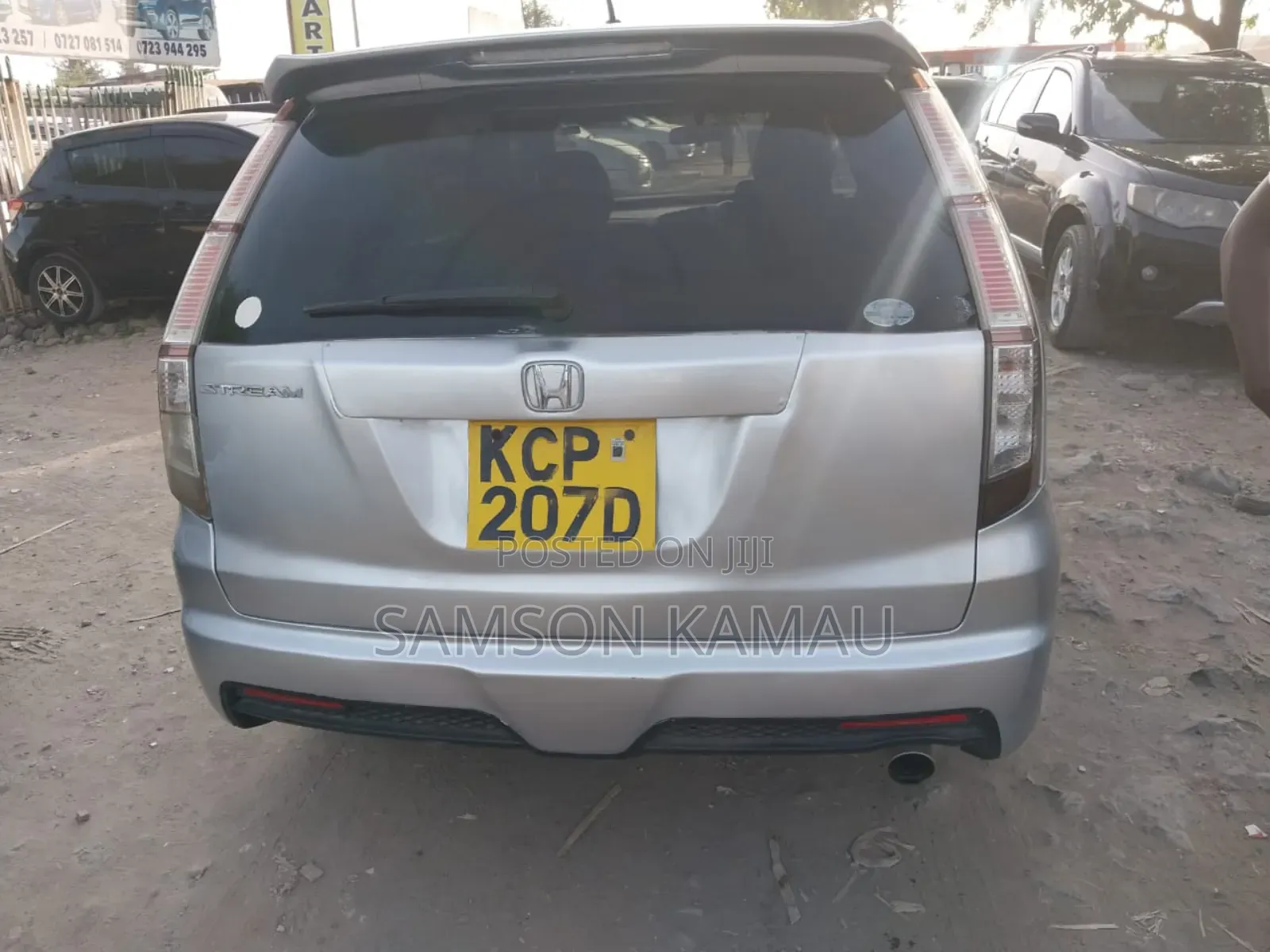 Honda Stream 2010 Silver