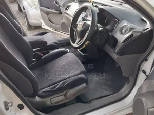 Honda Stream 2010 Silver