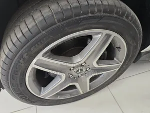 Mercedes-Benz GLE-Class 2019 White