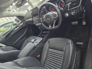 Mercedes-Benz GLE-Class 2019 White