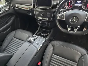 Mercedes-Benz GLE-Class 2019 White