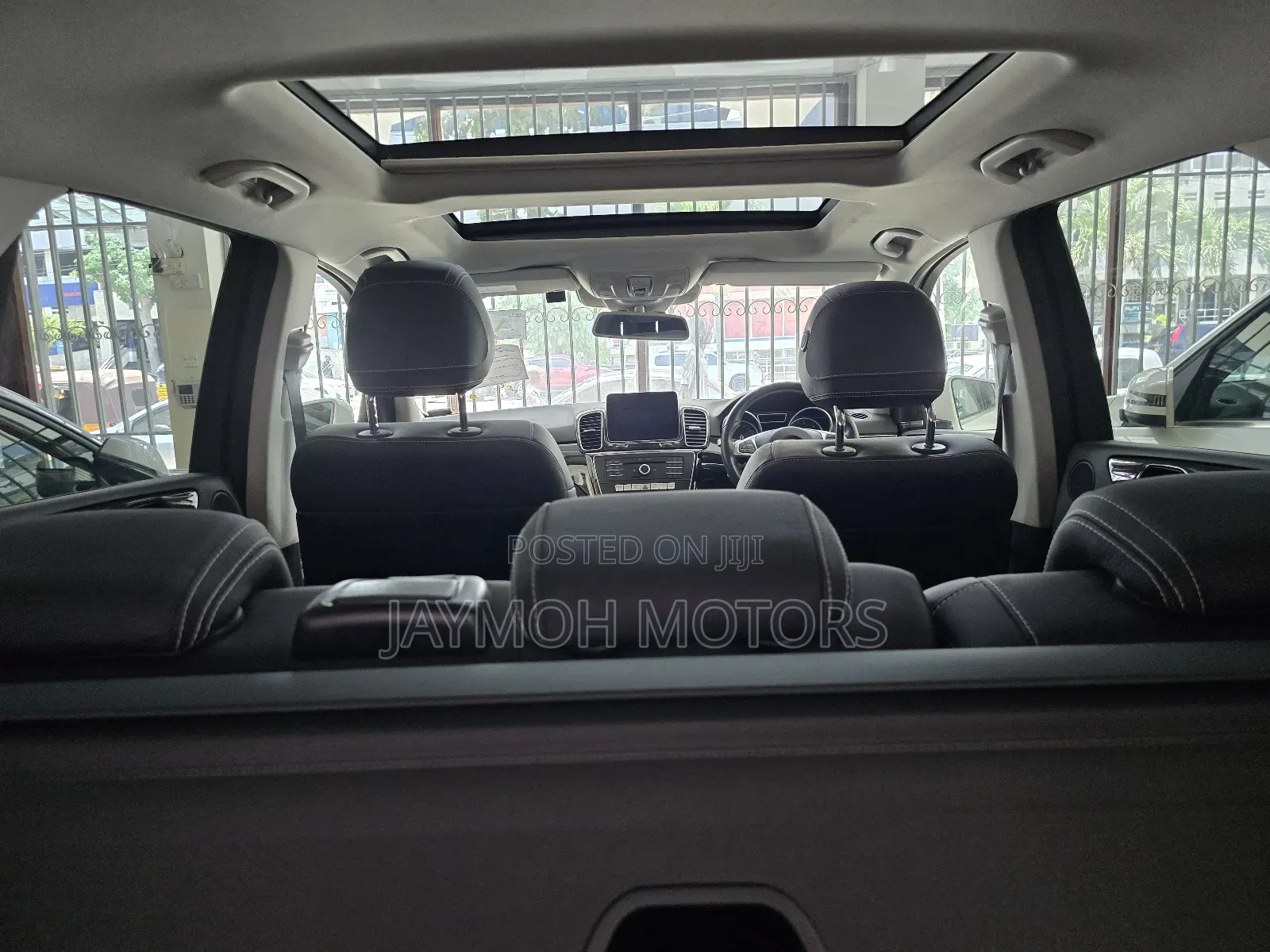 Mercedes-Benz GLE-Class 2019 White