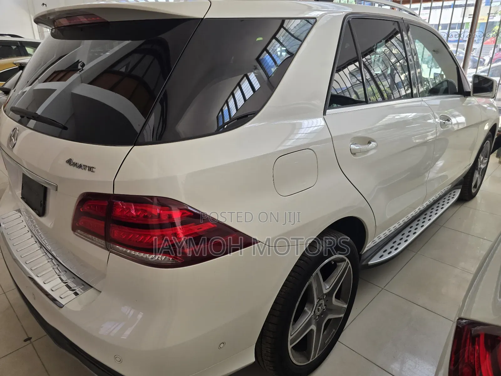 Mercedes-Benz GLE-Class 2019 White