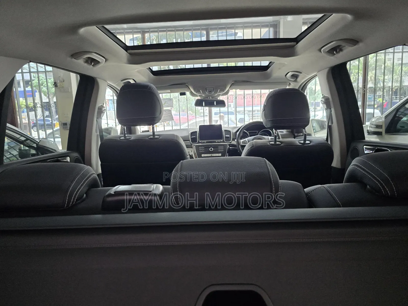 Mercedes-Benz GLE-Class 2019 White