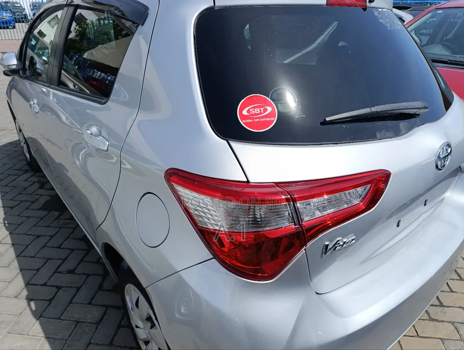 Toyota Vitz 1.0 FWD 5dr 2019 Silver
