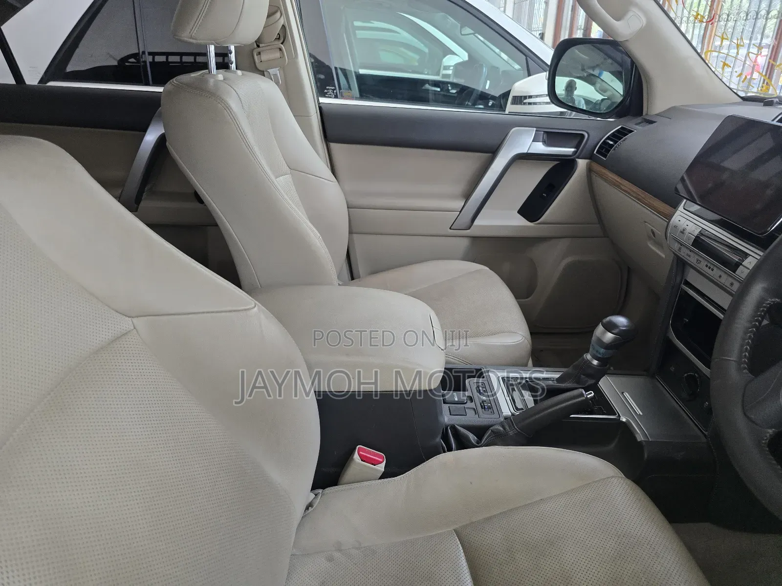 Toyota Land Cruiser Prado 2019 Gray