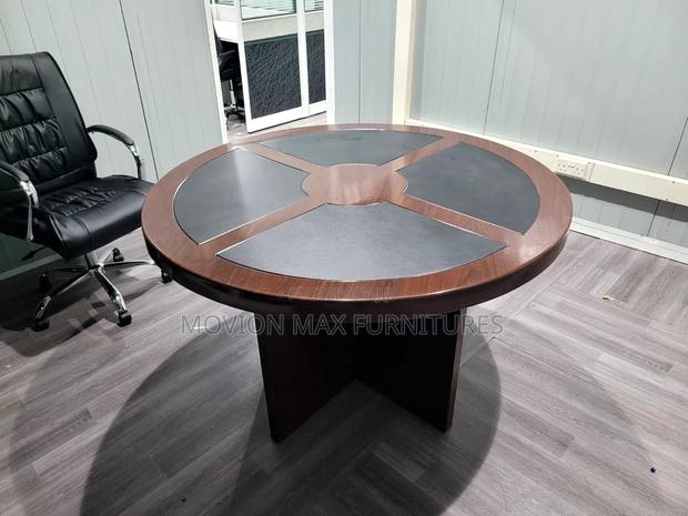 New Boardroom Meeting Table