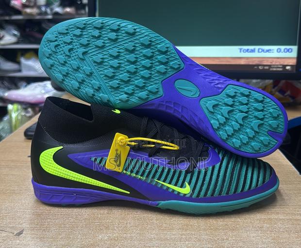Nike Phantom 6 Academy Turf Football Boots Size 40-45 - thumbnail 3
