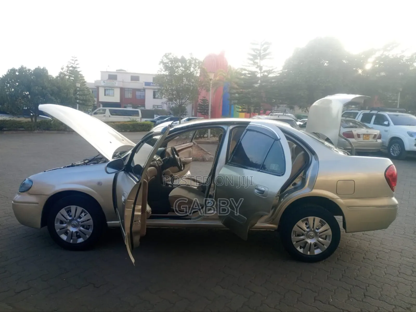 Nissan Bluebird 2005 Gold