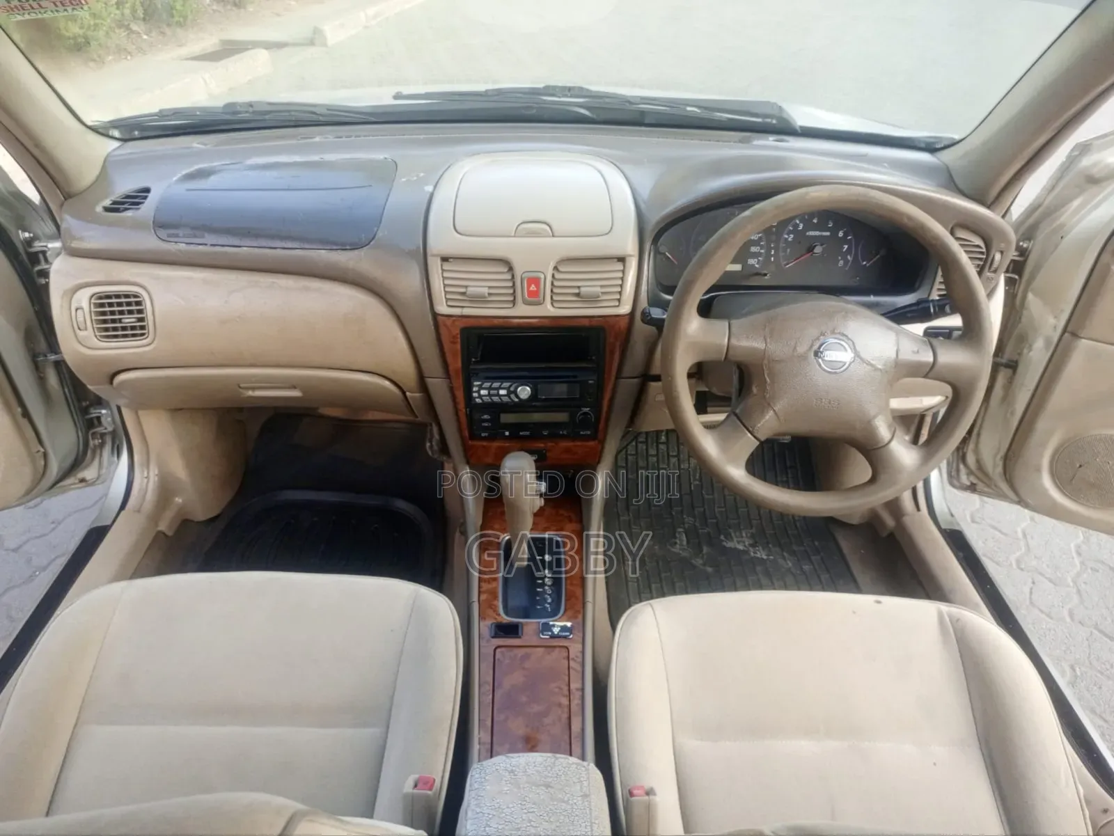 Nissan Bluebird 2005 Gold