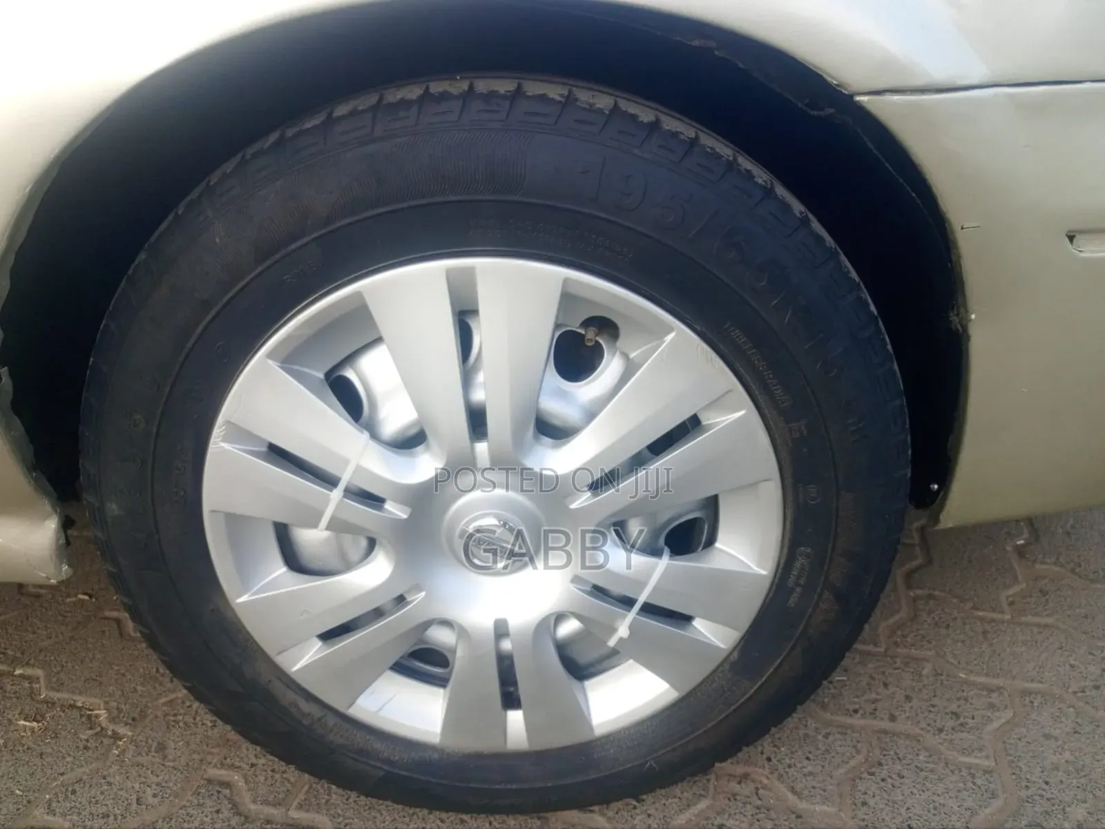 Nissan Bluebird 2005 Gold