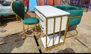 Saloon Chair and Table