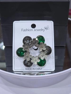 Emerald Brooch Available - thumbnail 2