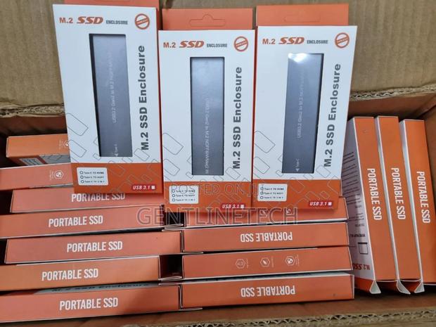 M2 and Nvme SSD Enclosure - main view