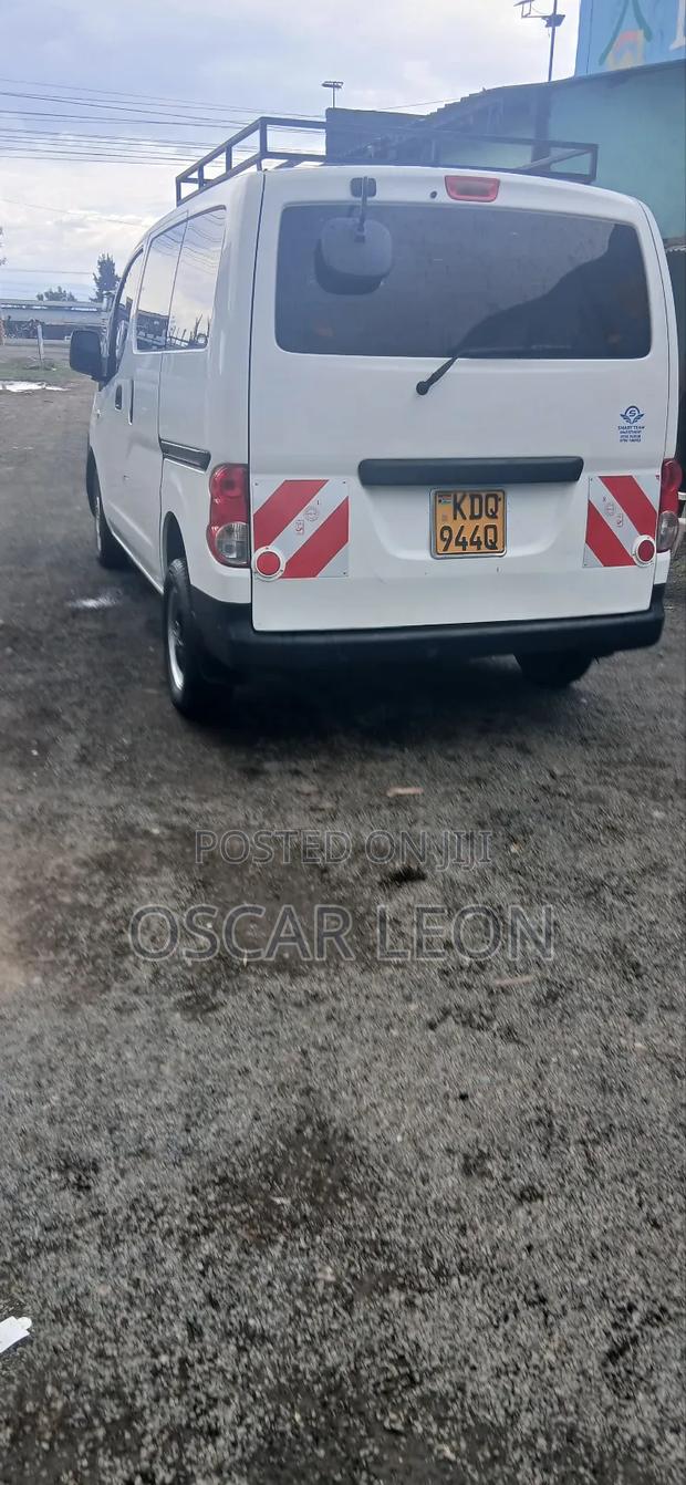 Nissan NV200 2016 White - thumbnail 4