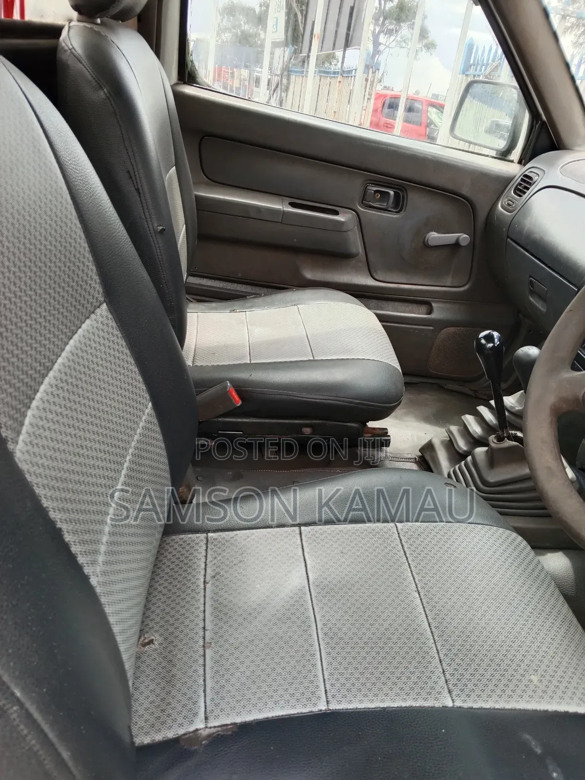 Nissan Hardbody 2008 White